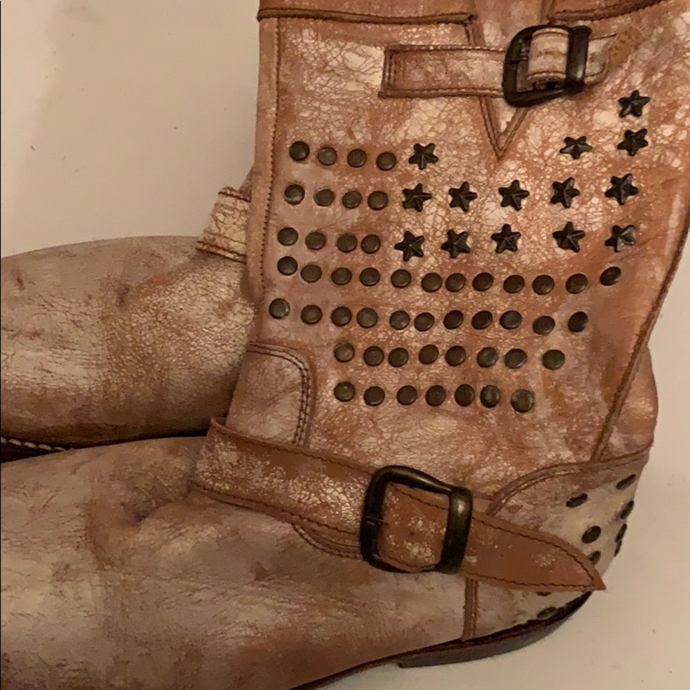 Bed/Stu boots